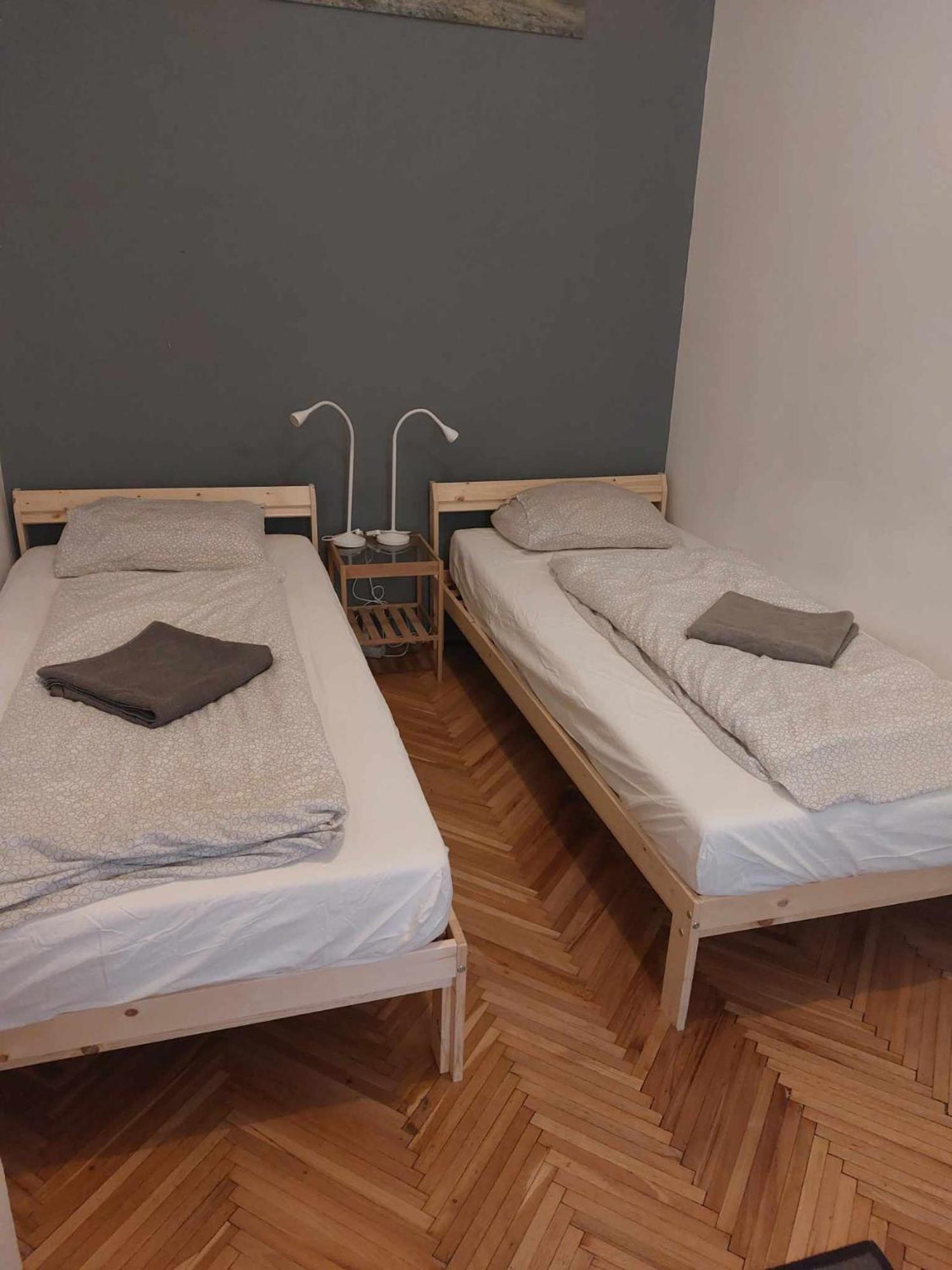 Free Parking Sega Rally Apartment Budapest Luaran gambar